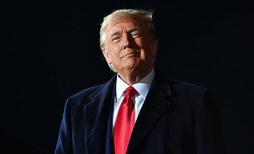 特朗普正式宣布大法官提名,巴雷特担任最高法院大法官